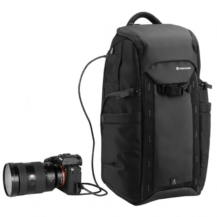 Рюкзак Вангард VEO Adaptor R48 Black водонепроникний для DSLR та CSC камер з USB-виходом 20 л