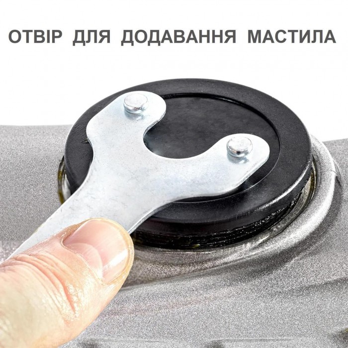 Отбойный молоток Тротек PRDS 20-230V мощностью 1300 Вт, 20 Дж с патроном SDS-max и системой антивибрации