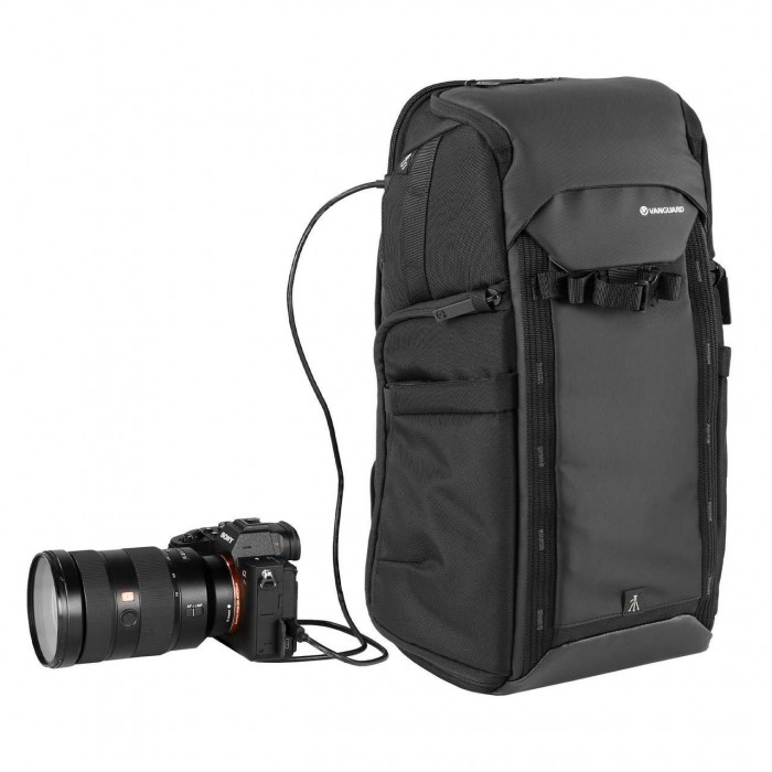 Рюкзак Вангард VEO Adaptor S46 Black водовідштовхувальний для фотоапаратів і дронів з USB-виходом 18 л анатомічний